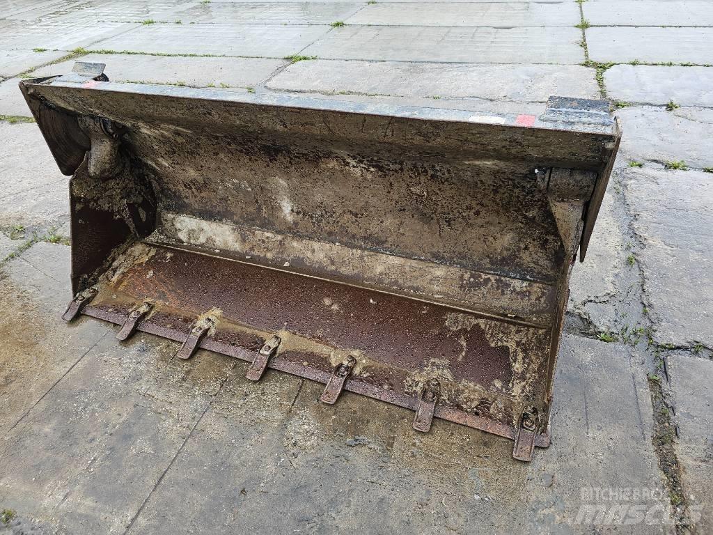 CAT 908 M Tekerlekli yükleyiciler