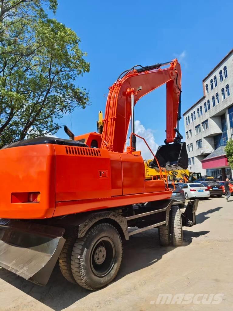 Doosan DH 210 W-7 Lastik tekerli ekskavatörler