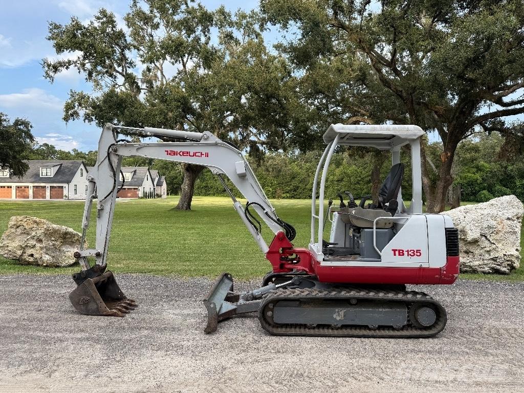 Takeuchi TB 135 Mini ekskavatörler, 7 tona dek