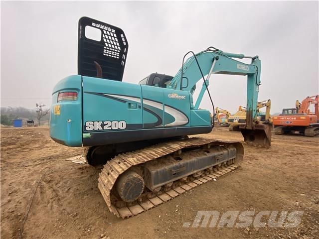 Kobelco SK 200 Paletli ekskavatörler
