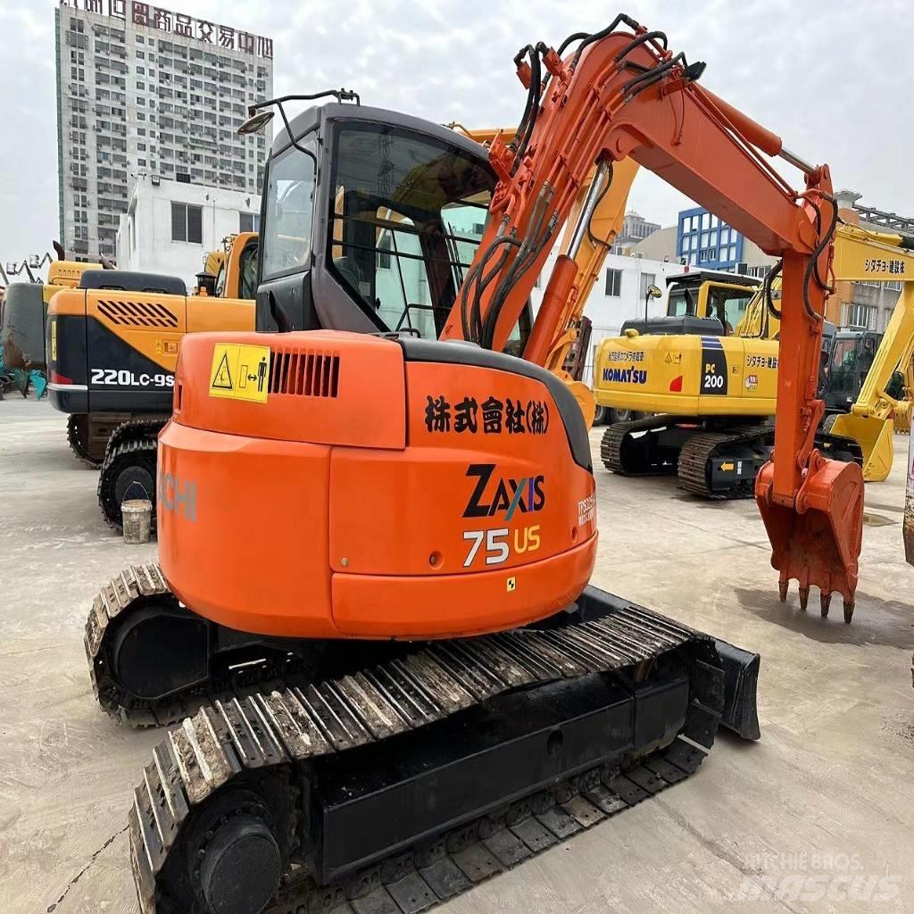 Hitachi ZX 75 Paletli ekskavatörler
