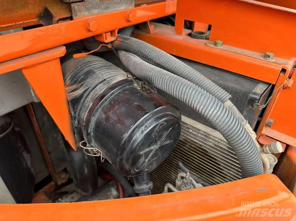 Hitachi ZX 75 Paletli ekskavatörler