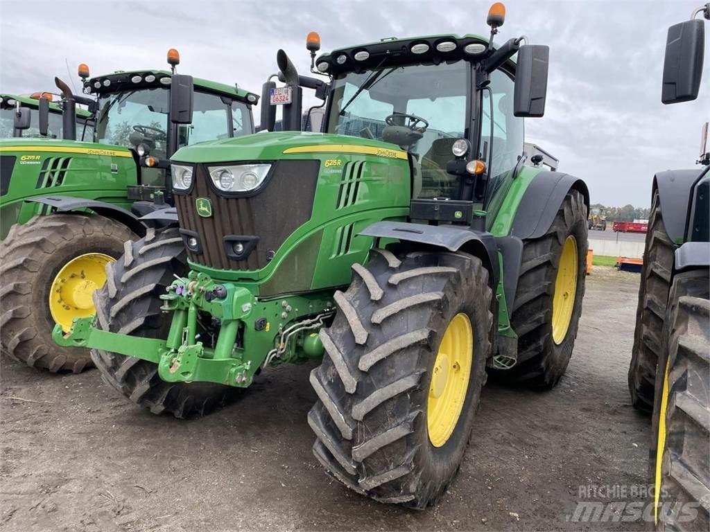 John Deere 6215R Traktörler