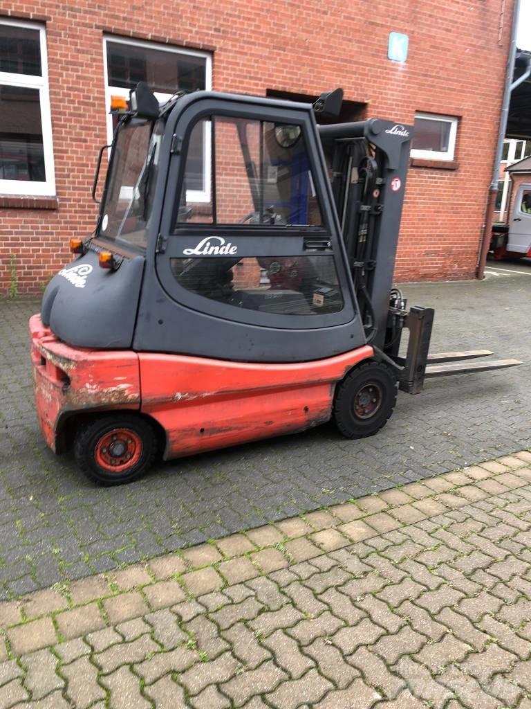 Linde E 30 Elektrikli forkliftler