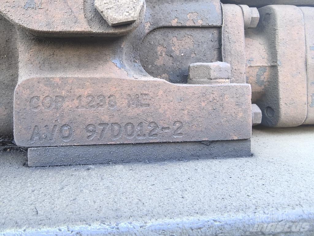 Atlas Copco H 282 Sondaj kuleleri