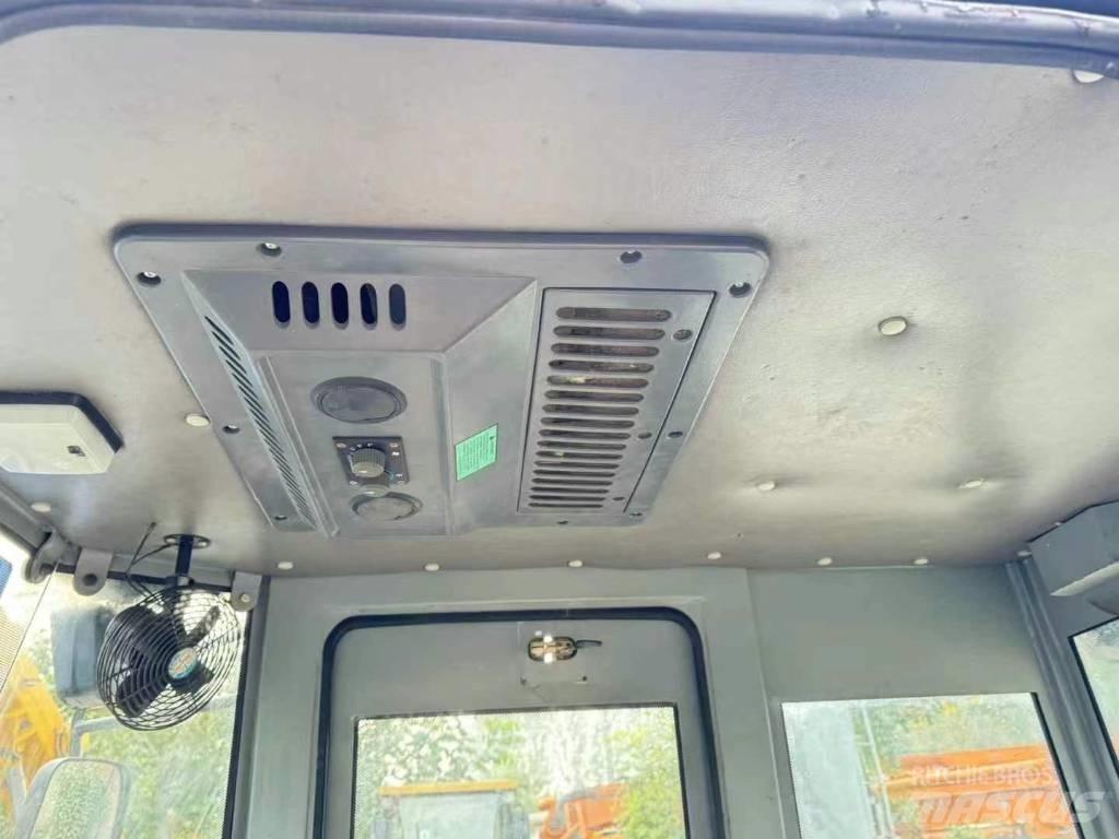 Shantui SD 32 Paletli dozerler