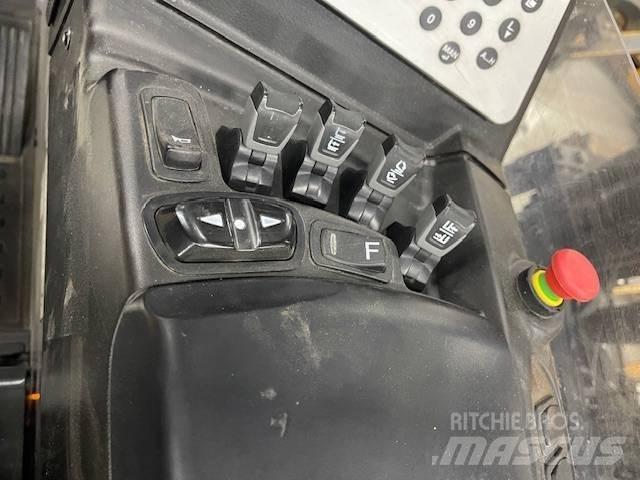 Still FMX20 Reach truck - depo içi istif araçları