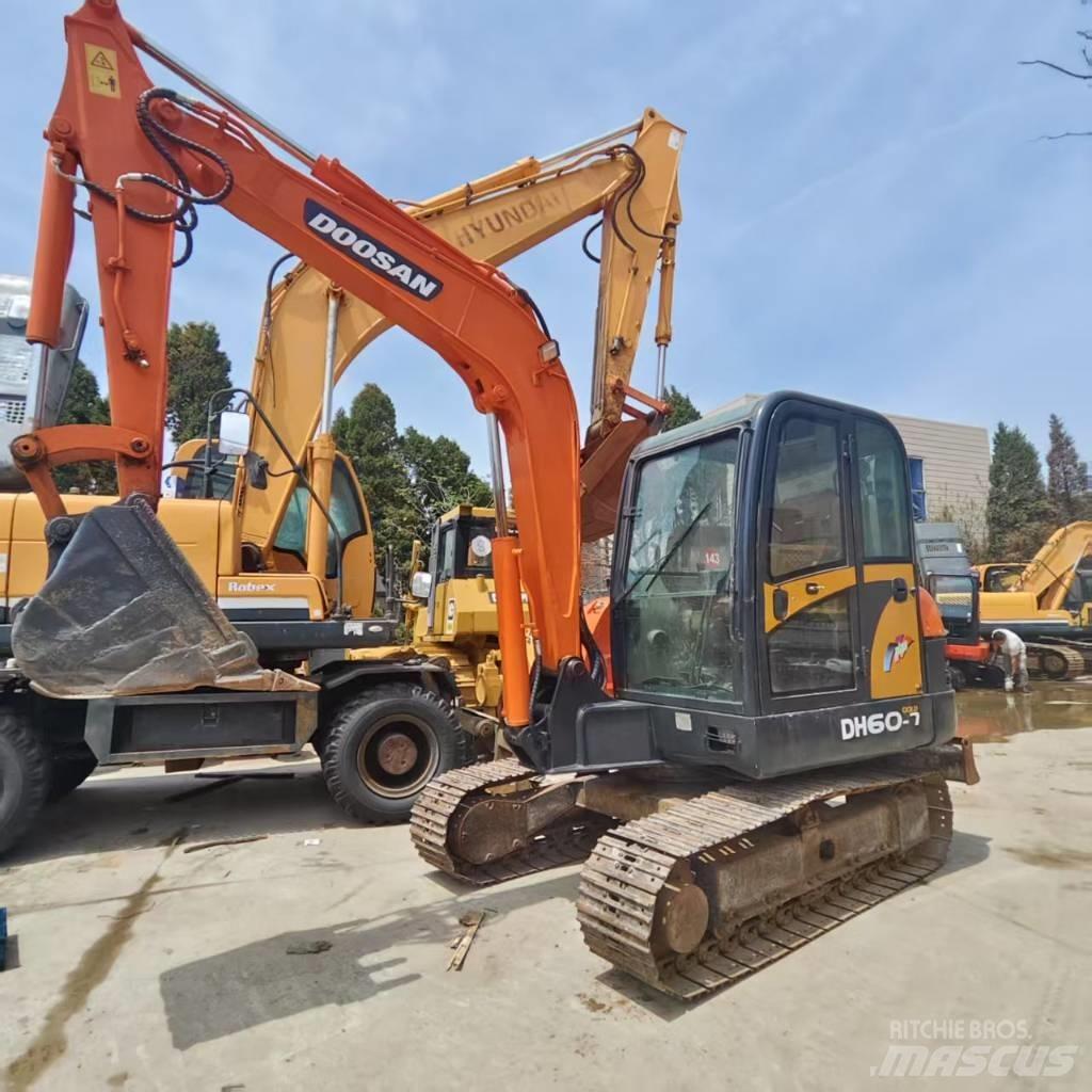 Doosan DH 60 Mini ekskavatörler, 7 tona dek