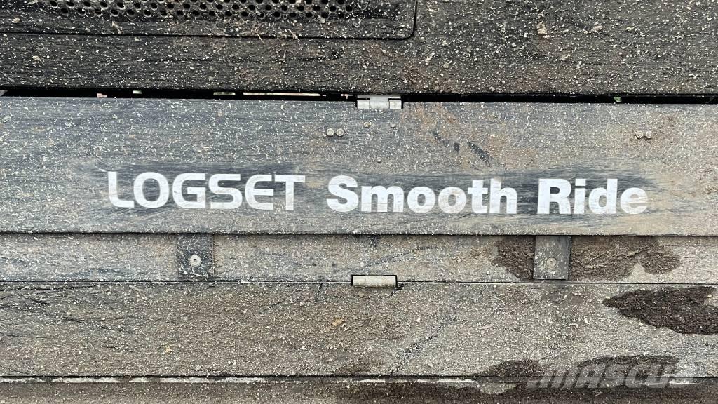 Logset F5 Tomruk yükleyici traktörler