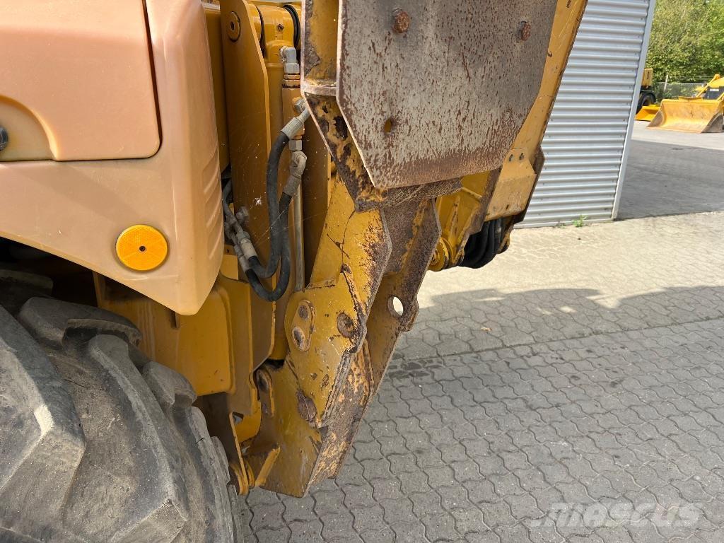 Hydrema 906 E Kazıcı yükleyiciler - beko loder