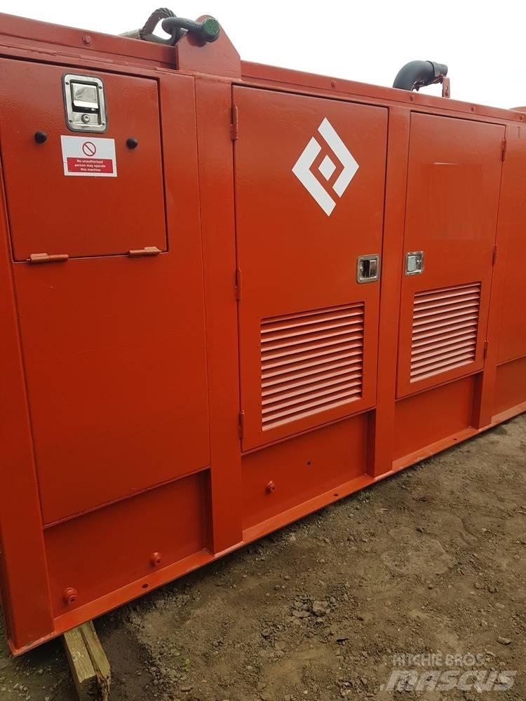  PTC 16 HFV Titreşimli kazık çakıcıları