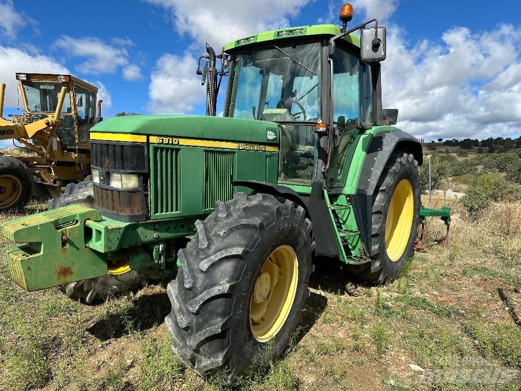 John Deere 6810 Traktörler