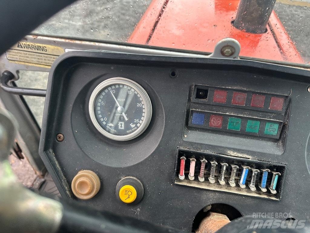 Massey Ferguson 690 Traktörler
