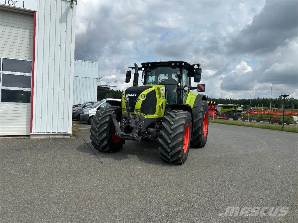 CLAAS Axion 870 Traktörler
