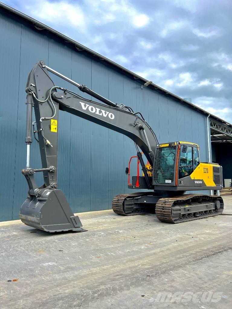 Volvo EC210 Paletli ekskavatörler
