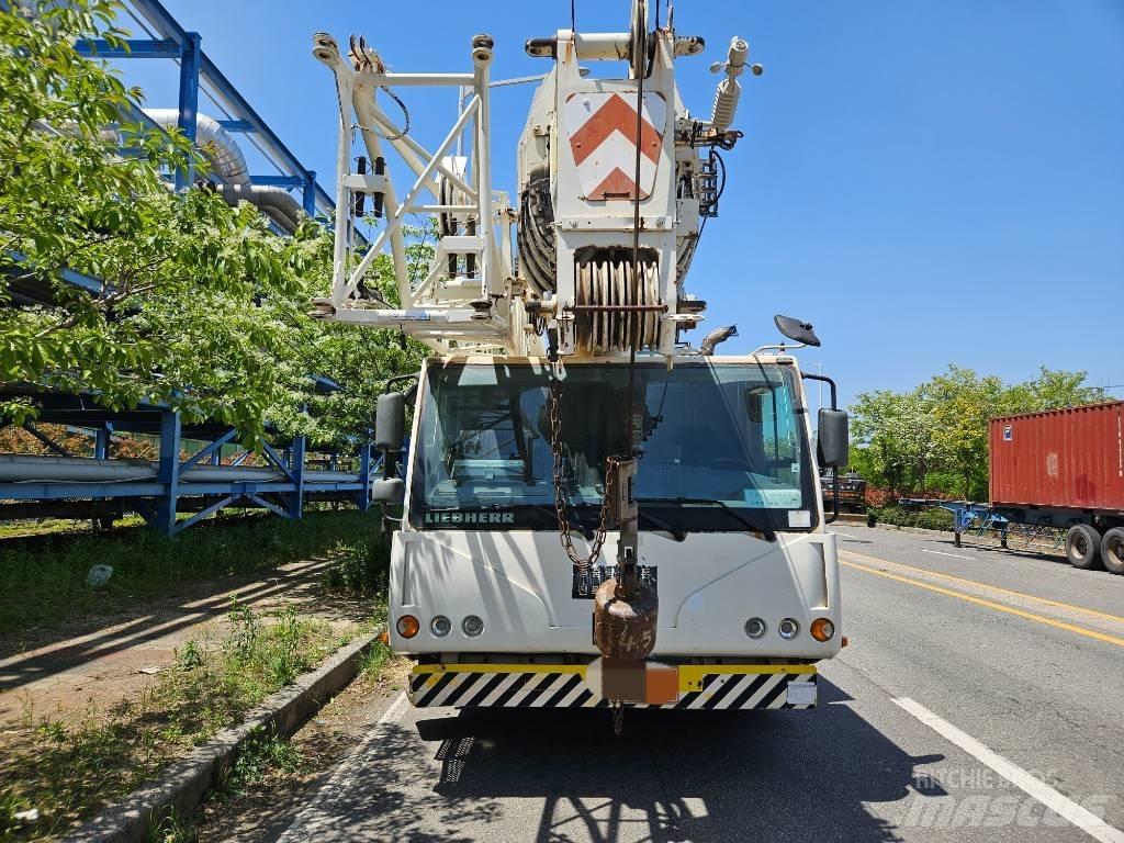 Liebherr LTM1055 Yol-Arazi Tipi Vinçler (AT)