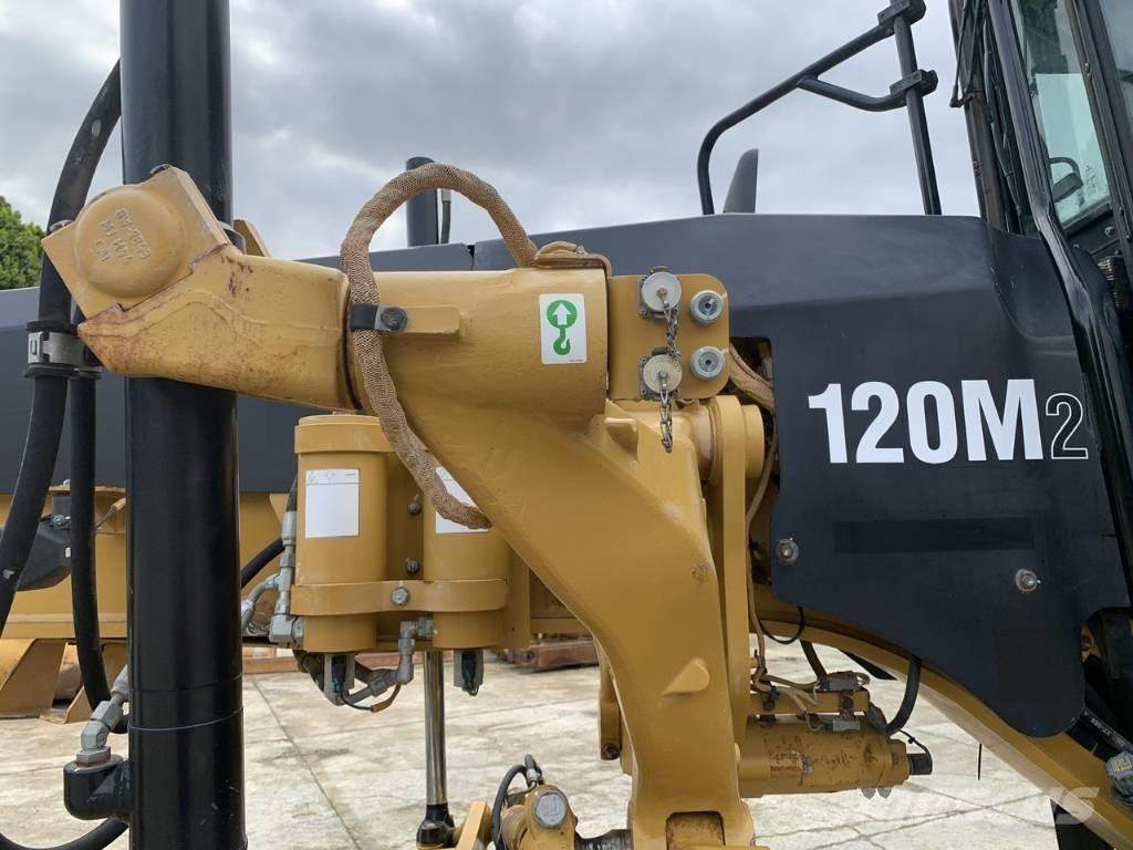 CAT 120 M 2 Greyderler