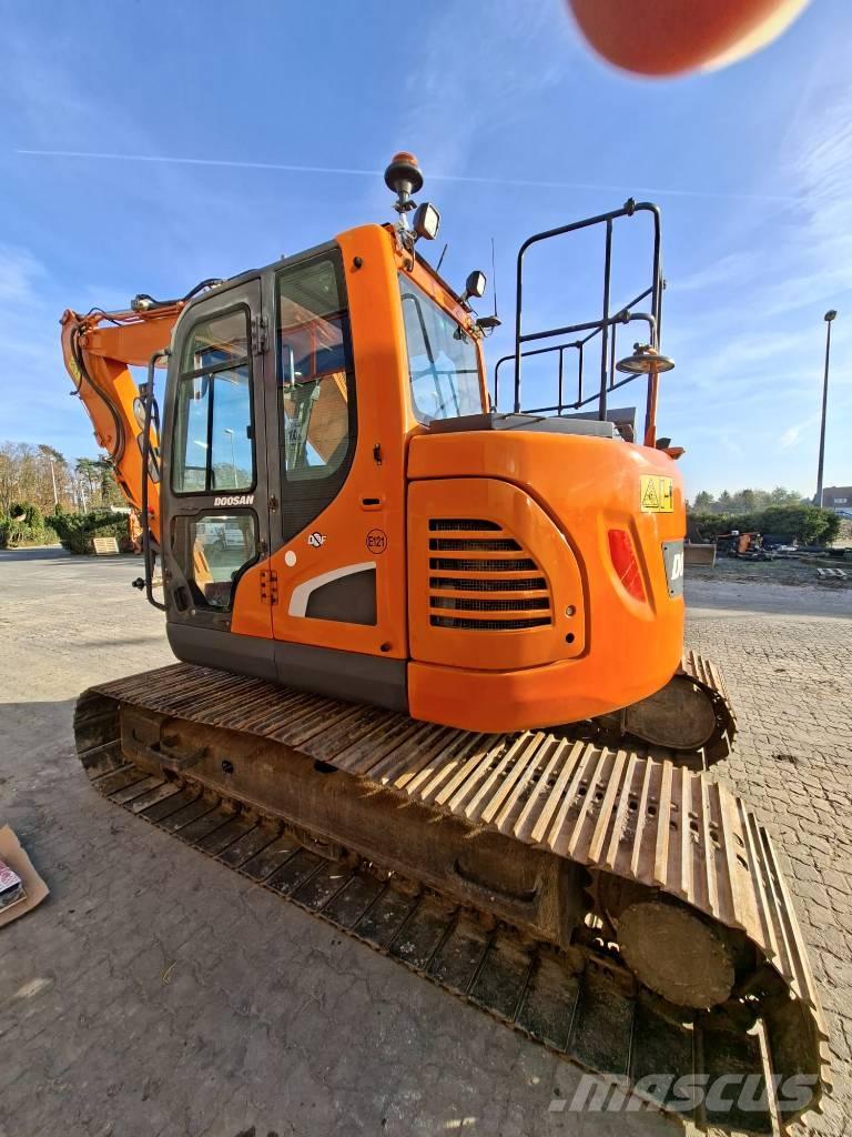 Doosan DX 140 LCR Paletli ekskavatörler