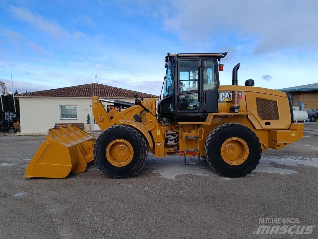 CAT 930M Tekerlekli yükleyiciler