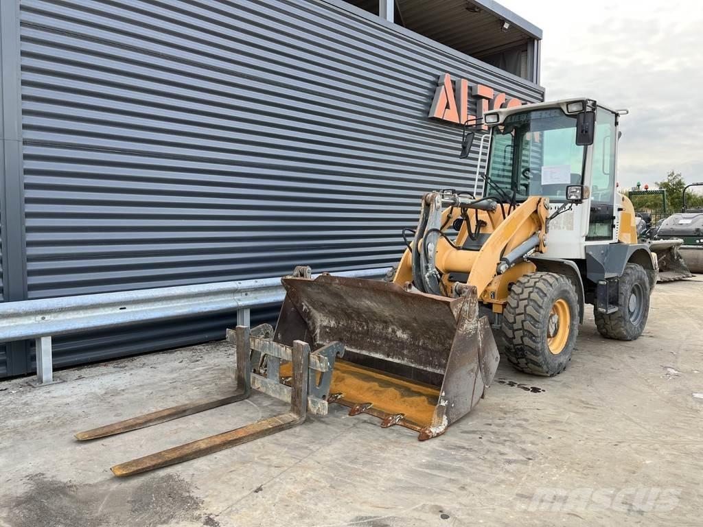 Liebherr L 506 Tekerlekli yükleyiciler