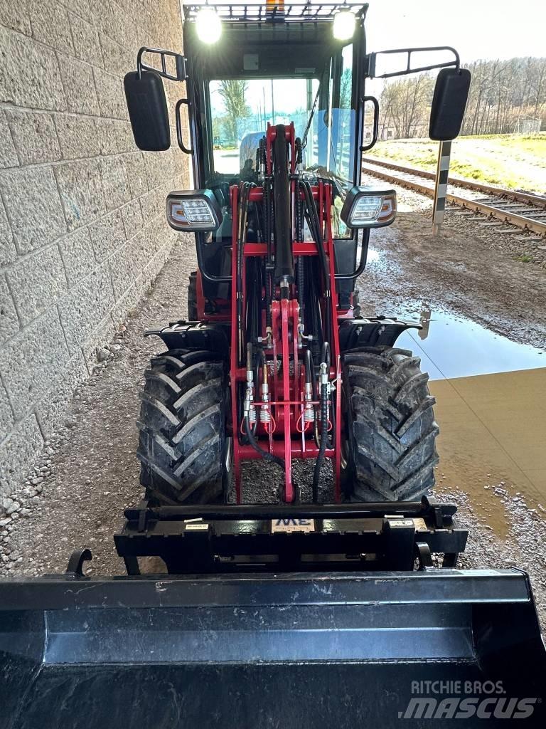  sonstige A08 Skid steer loderler