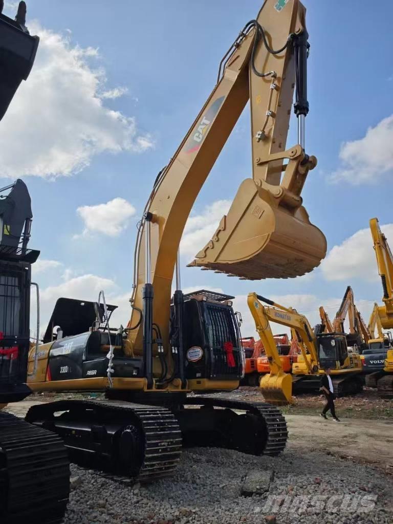 CAT 330 Paletli ekskavatörler
