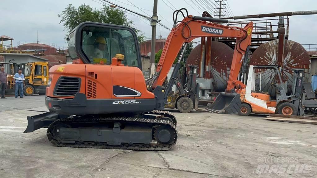 Doosan DX 55 Mini ekskavatörler, 7 tona dek