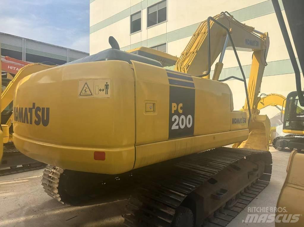 Komatsu PC 200 LC-7 Paletli ekskavatörler