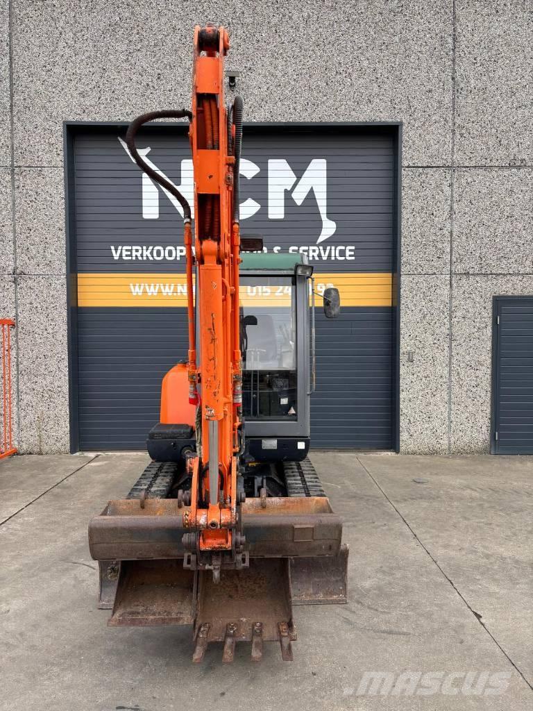 Hitachi ZX 30 Mini ekskavatörler, 7 tona dek