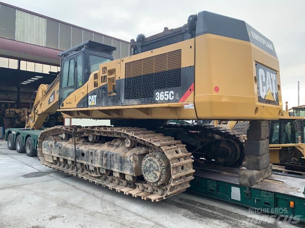 CAT 365 C Paletli ekskavatörler