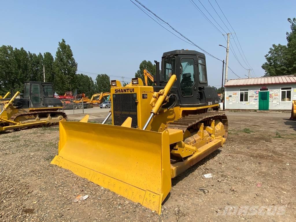 Shantui SD 16 Paletli dozerler