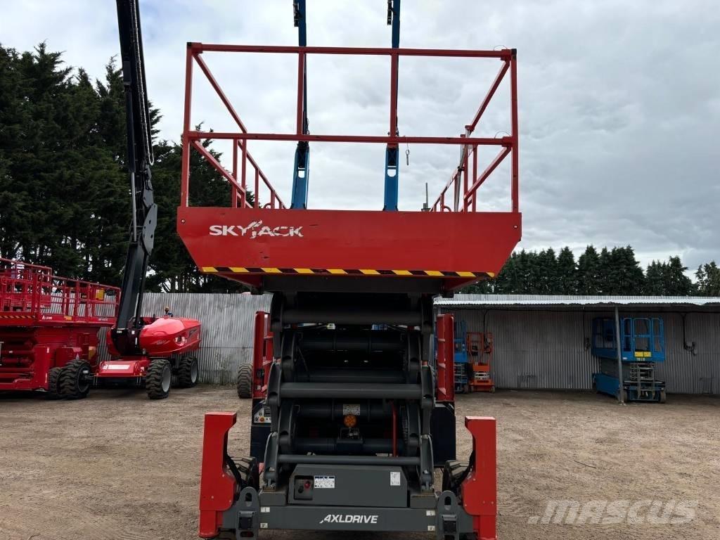 SkyJack SJ 9664 RT Makasli platformlar