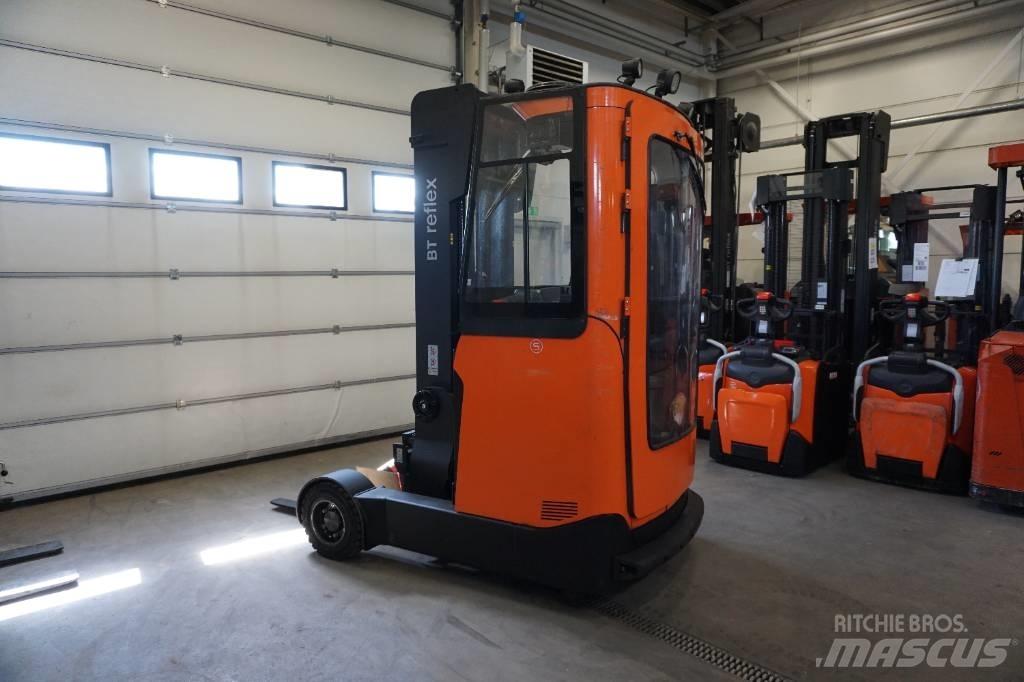 Toyota RRE160HR Reach truck - depo içi istif araçları