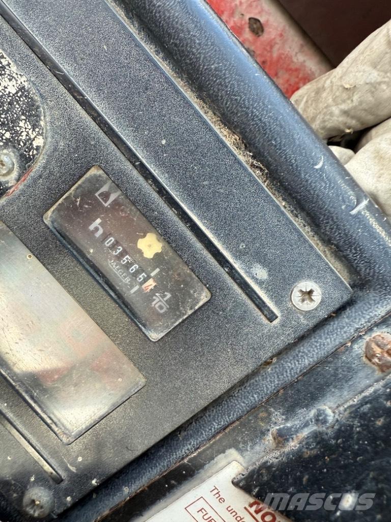 Manitou BT 420 Teleskopik yükleyiciler