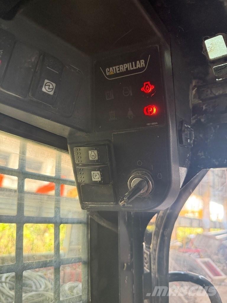 CAT 226 B Skid steer loderler