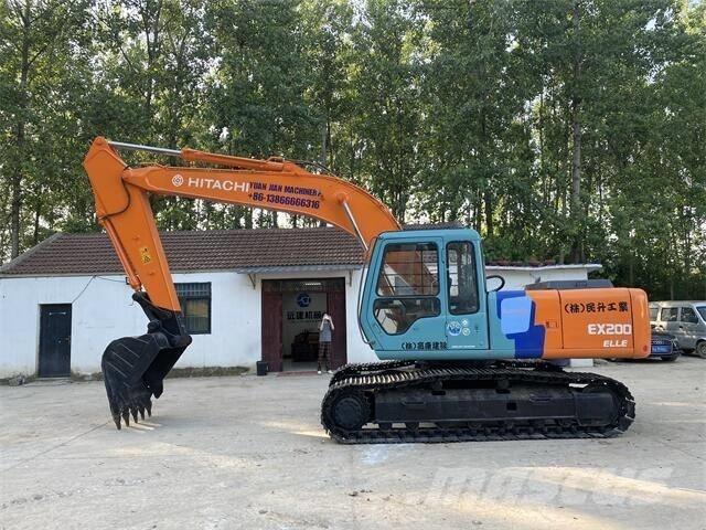 Hitachi EX200 Paletli ekskavatörler