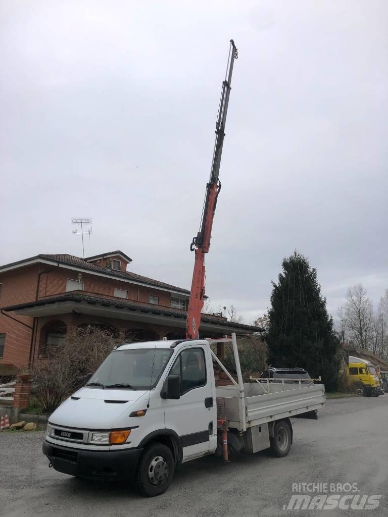 Iveco Daily 35-130 Kapali kasa kamyonlar