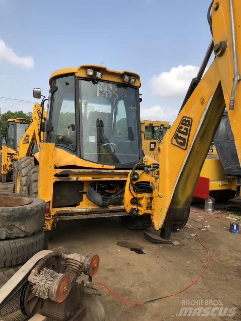 JCB 4 CX Kazıcı yükleyiciler - beko loder