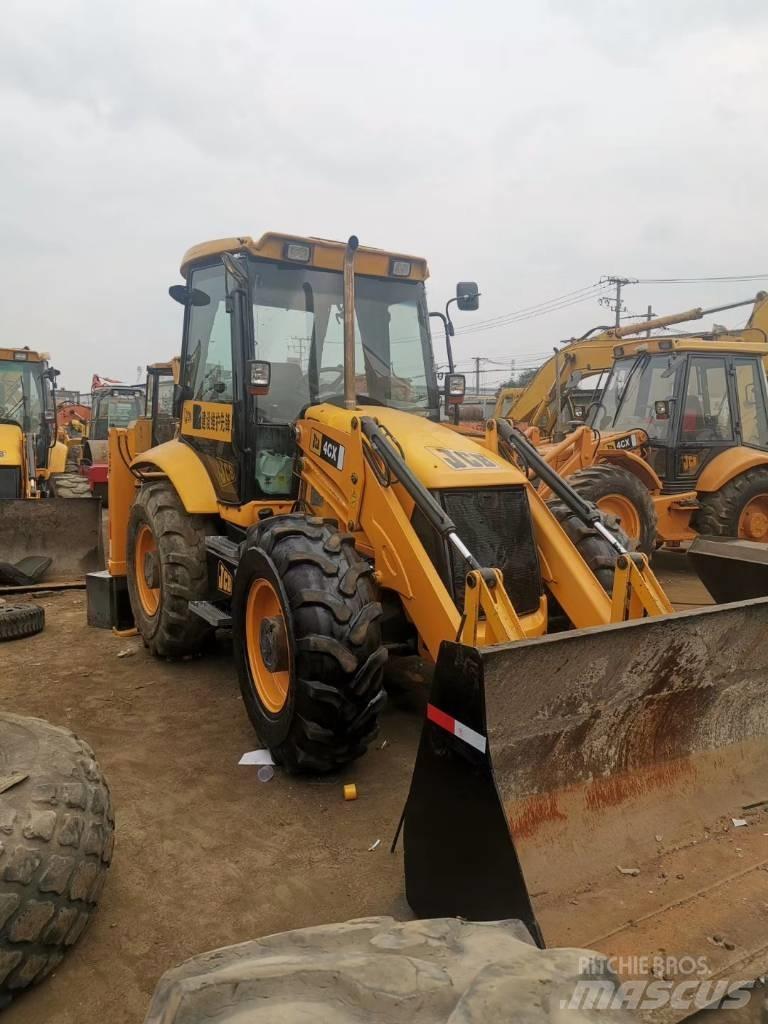 JCB 4 CX Kazıcı yükleyiciler - beko loder