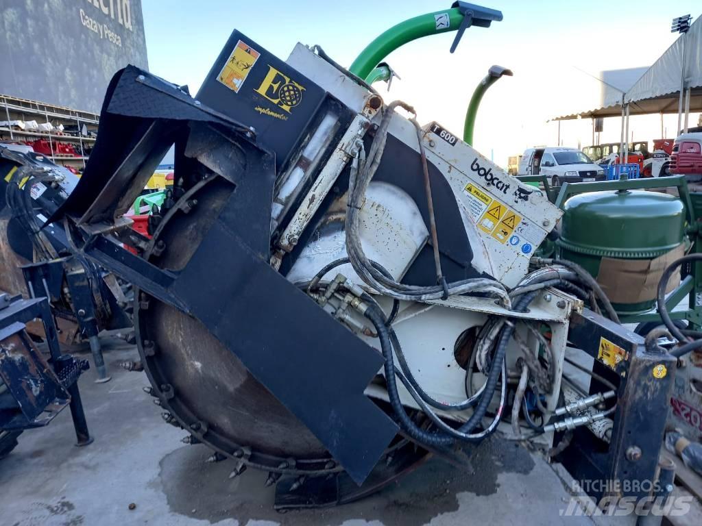 Simex T-600 Kanal kazma makinasi