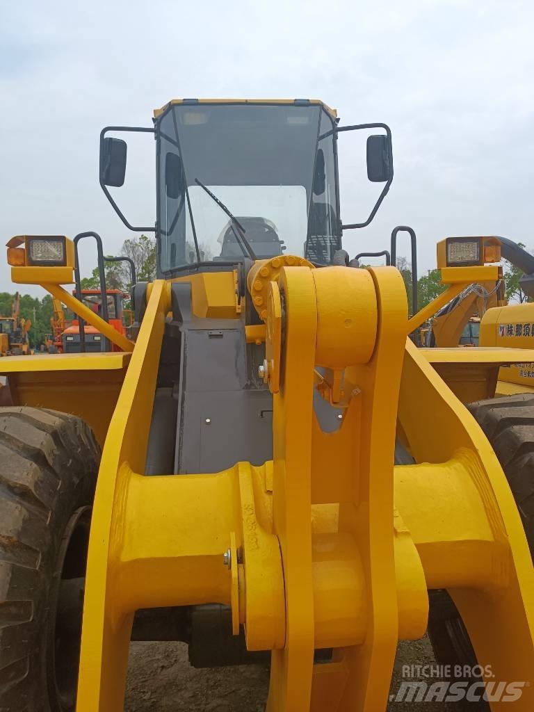 Komatsu WA 380 Tekerlekli yükleyiciler