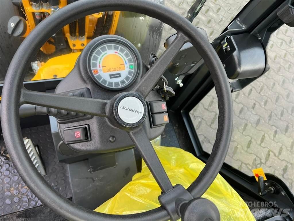 Schäffer 2430 Skid steer loderler