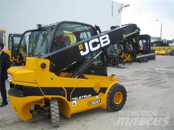 JCB TLT35T61175027 Düsük seviye kaldirici