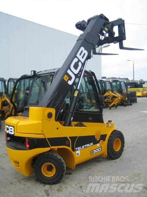 JCB TLT35T61175027 Düsük seviye kaldirici