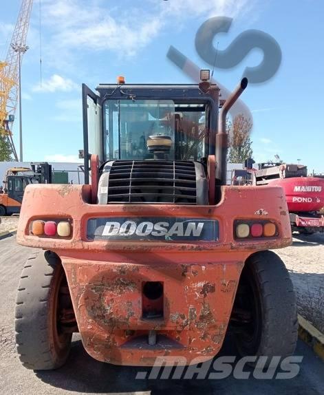 Doosan D160S-5 Dizel forkliftler