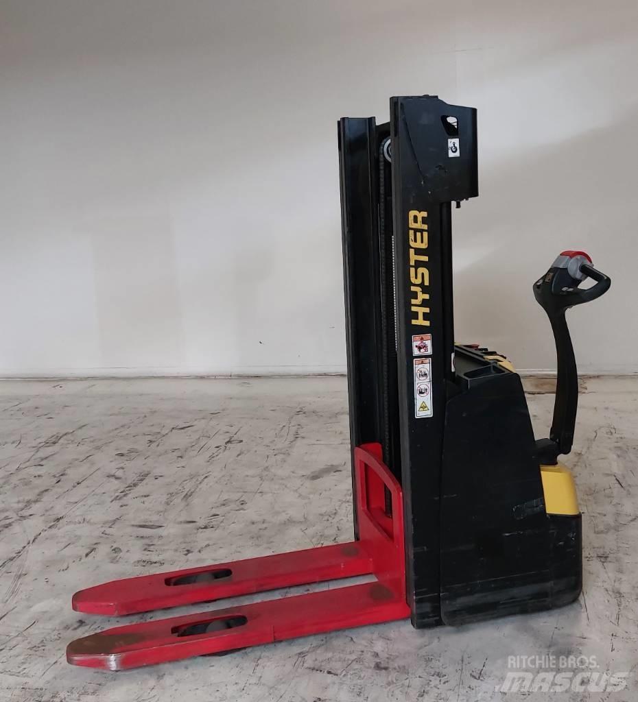 Hyster S 1.0 Yaya kumandali istif makinasi