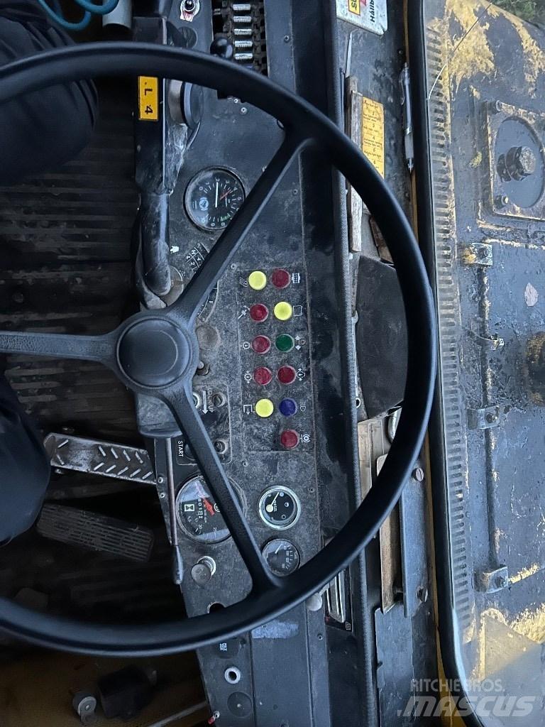Volvo BM 861 Belden kirma kaya kamyonu