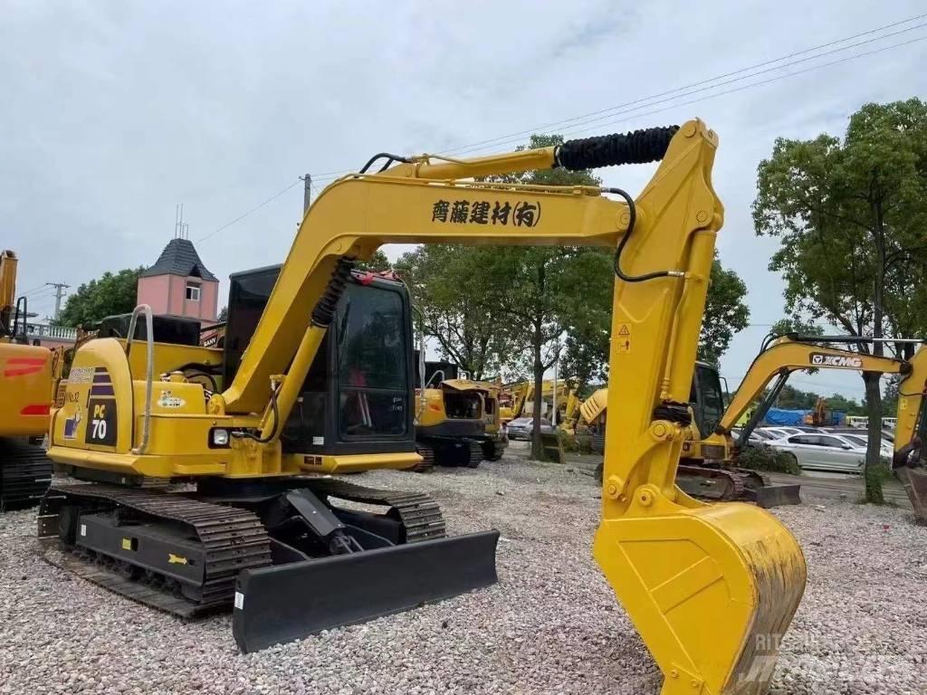 Komatsu PC 70-8 Paletli ekskavatörler
