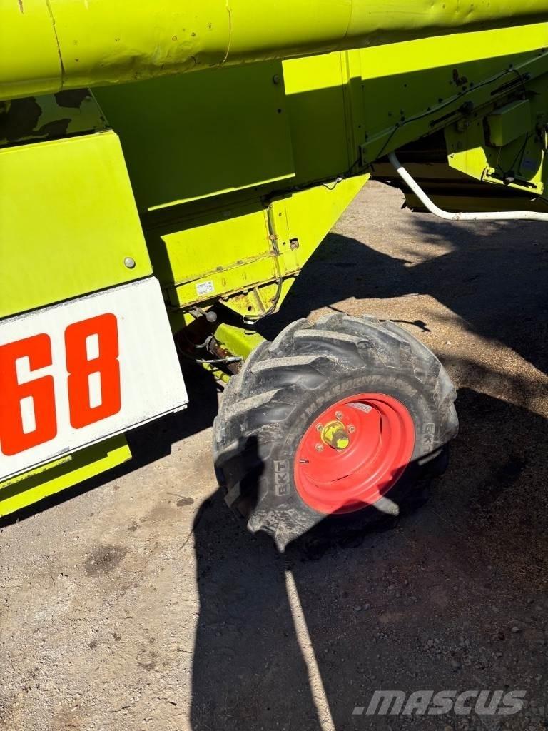 CLAAS Dominator 68 Biçerdöverler