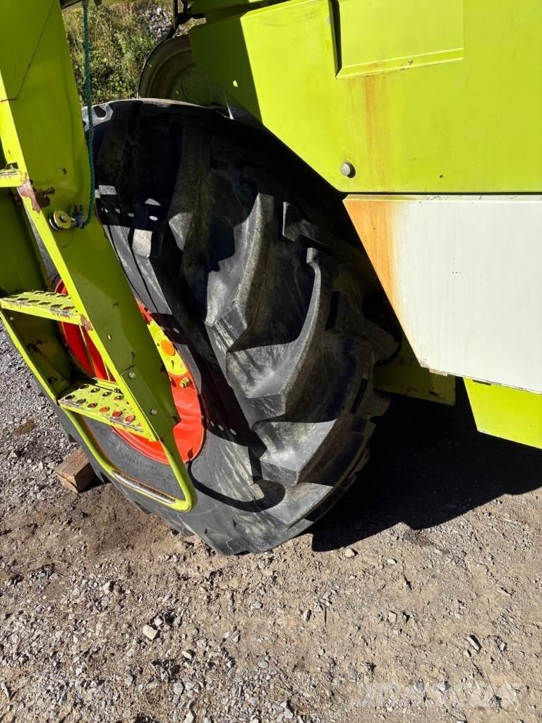 CLAAS Dominator 68 Biçerdöverler
